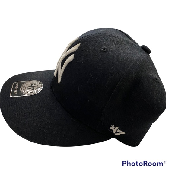 2/15$ NY cap - Picture 2 of 4